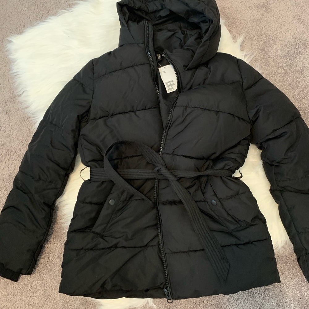 NWT H&M Black Puffer